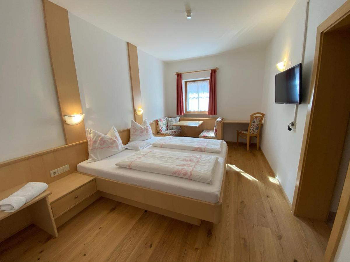 Hotel Lindnerhof Urlaub Am Bauernhof San Lorenzo di Sebato Exteriér fotografie
